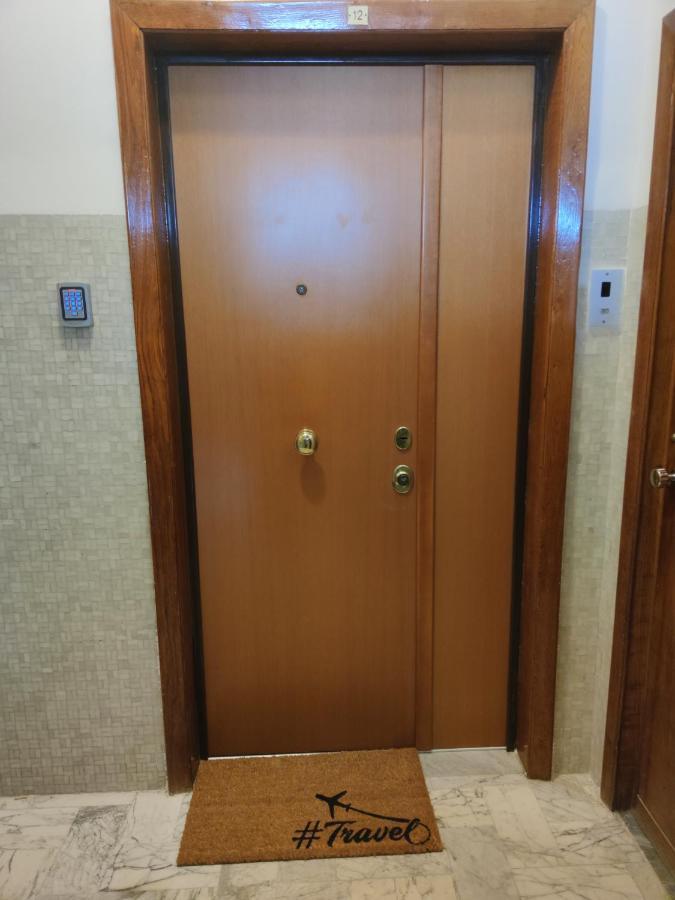 Suite Maison Tropical - Luxury Apartment In Бари Экстерьер фото
