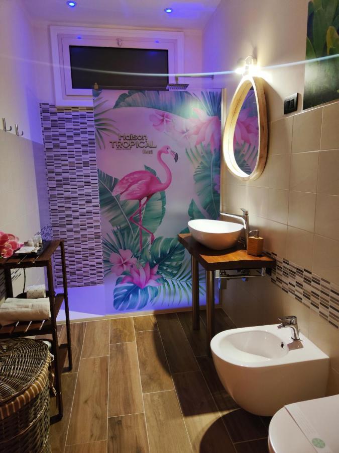 Suite Maison Tropical - Luxury Apartment In Бари Экстерьер фото